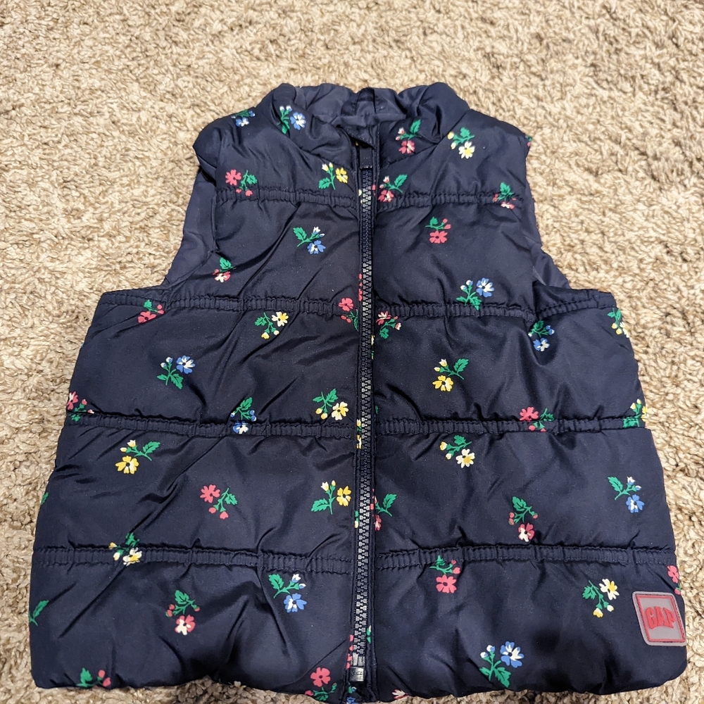 3t GAP floral puffer vest